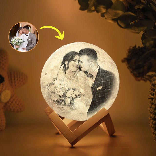 Magic 3D Personalized Photo Moon Lamp w/ Touch Control as Best Gift Idea for Your Loved Ones - Family Watchs